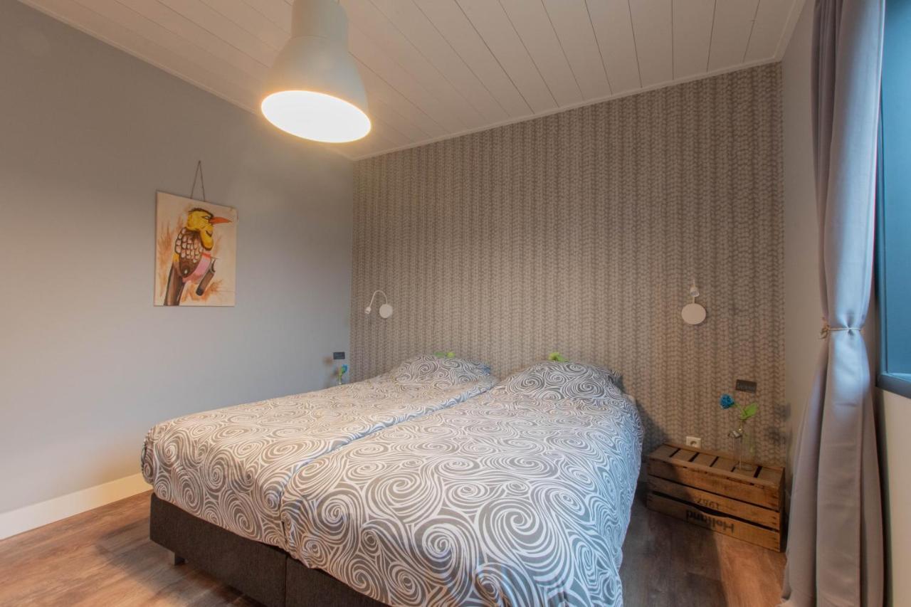 Stijlvol Ingerichte Bungalow In Baarland 外观 照片