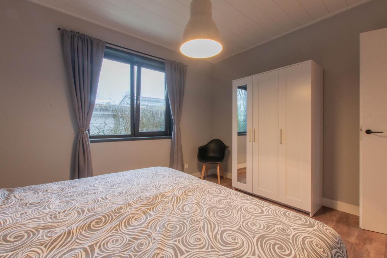 Stijlvol Ingerichte Bungalow In Baarland 外观 照片
